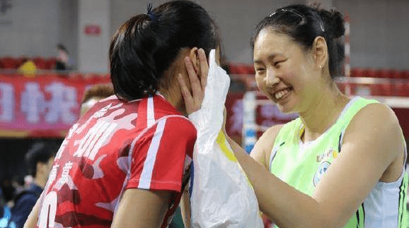 颜妮薪资曝光,现身辽宁新岗位,丁霞或成最大受益者?