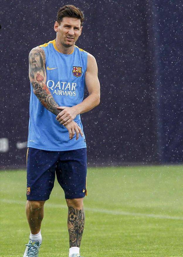 利昂内尔·梅西:从小患有生长激素缺乏症,身上的纹身有特殊意义_巴萨