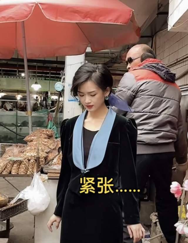 梦依路人缘暴跌,倒不是因为被壶提提捶抄袭,而是不雅词汇挂嘴边_截图