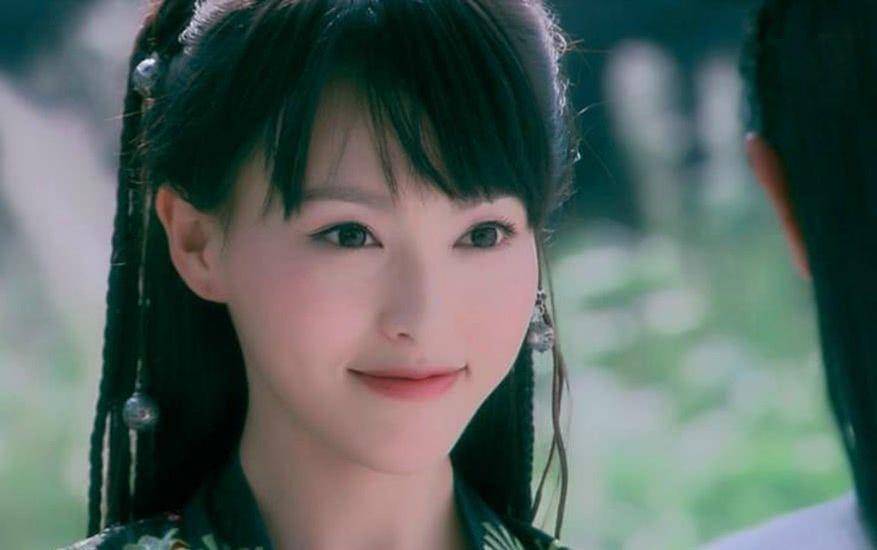 唐嫣 《仙剑奇侠传三》紫萱哪个小女孩没有一顶香妃帽呢?