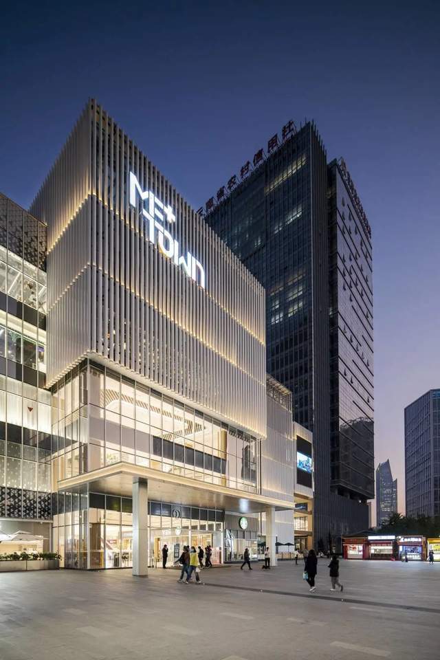 10载精彩蜕变——云南七彩me town蜜糖购物中心_空间结构_商业_整体