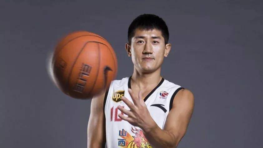 cba三热点:吕晓明谈前三控卫,吴前登记结婚,全明星北区或再败_球员
