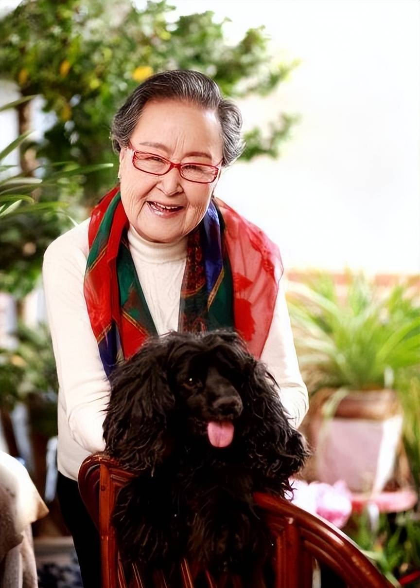 著名演员凌元:丧母丧夫又丧子,晚年从不给儿女添负担_电影_母亲