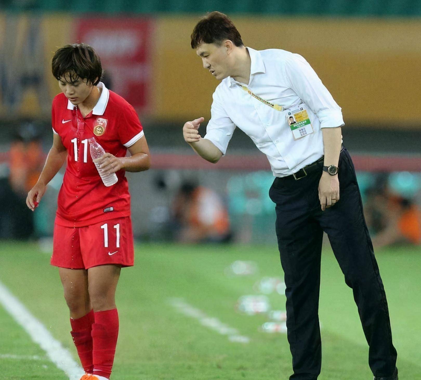 郝伟接任鲁能主帅,他曾是将女足带出低谷的"老黄牛"_球员_世界杯_地方