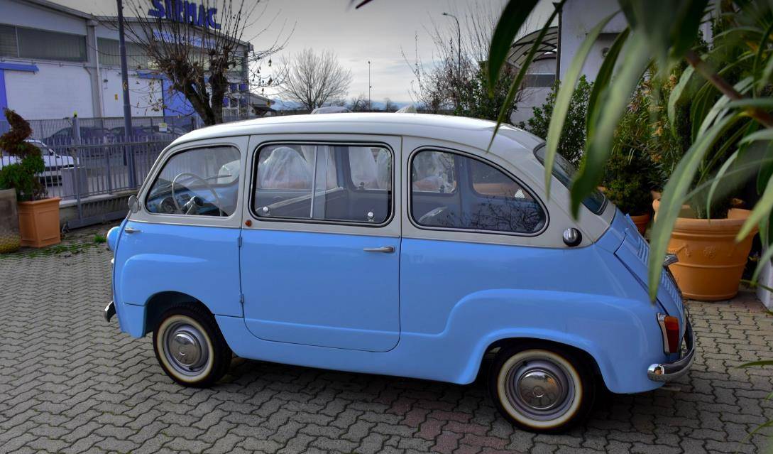 vanlife先锋 1963菲亚特600multipla_搜狐汽车_搜狐网