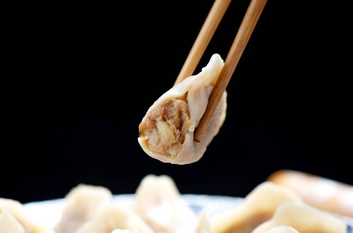 三鲜水饺五丶马迭尔冰棍【推荐理由】马迭尔冰棍相信去过哈尔滨的肯定