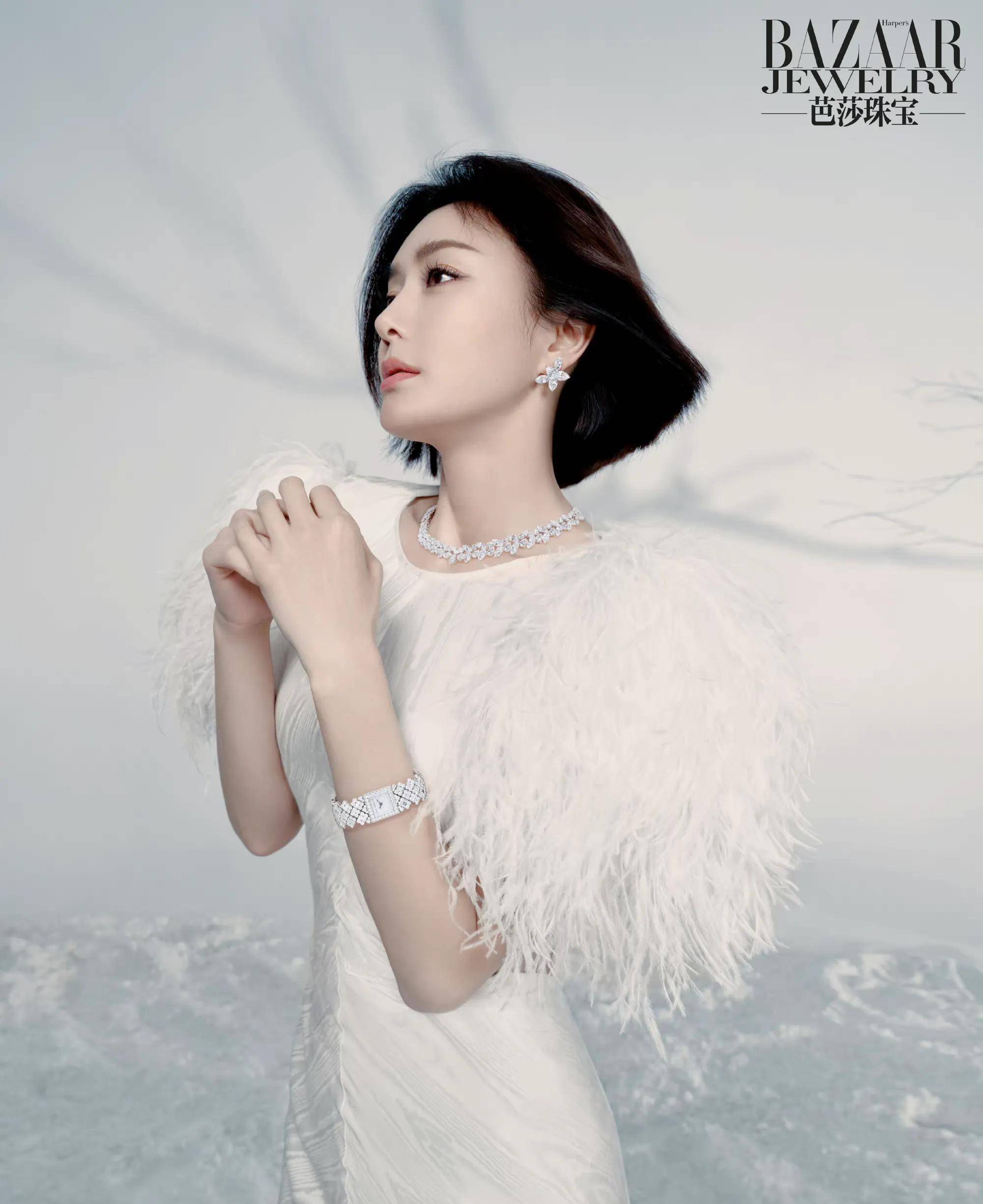 秦岚《芭莎珠宝》杂志大片,清冷优雅,美丽迷人_冰雪_力量_黑色