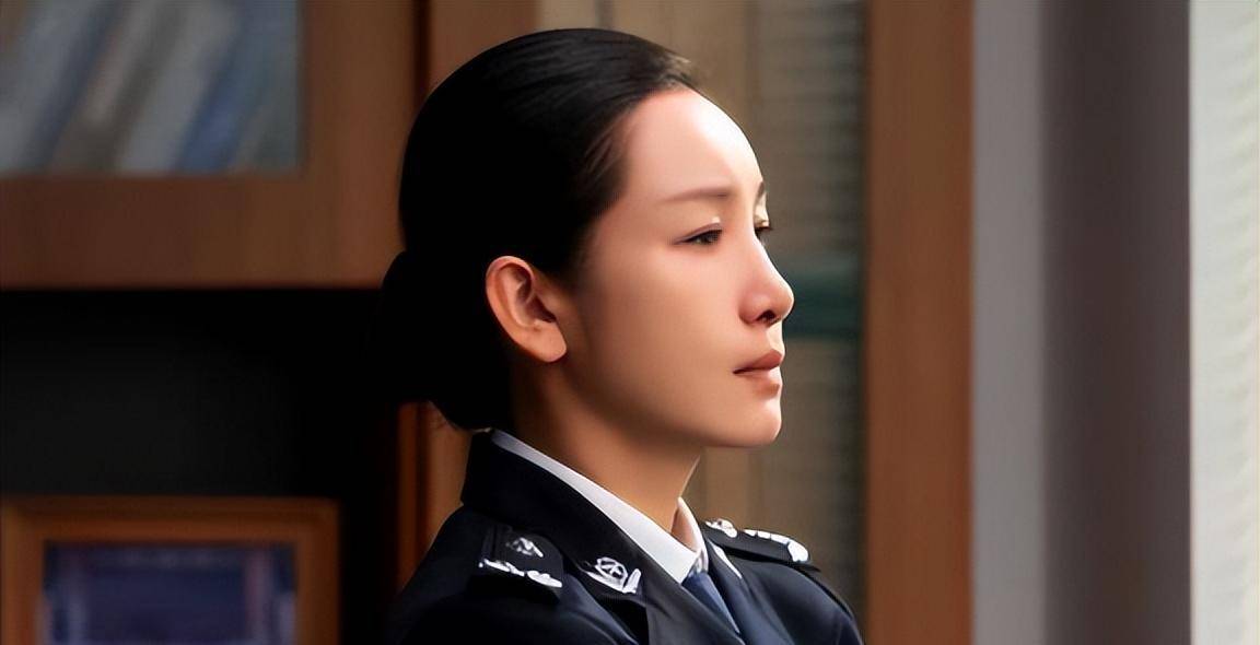 刘涛对比吴越太尴尬,90后小花比美尽显拉垮_角色_造型_杨颖