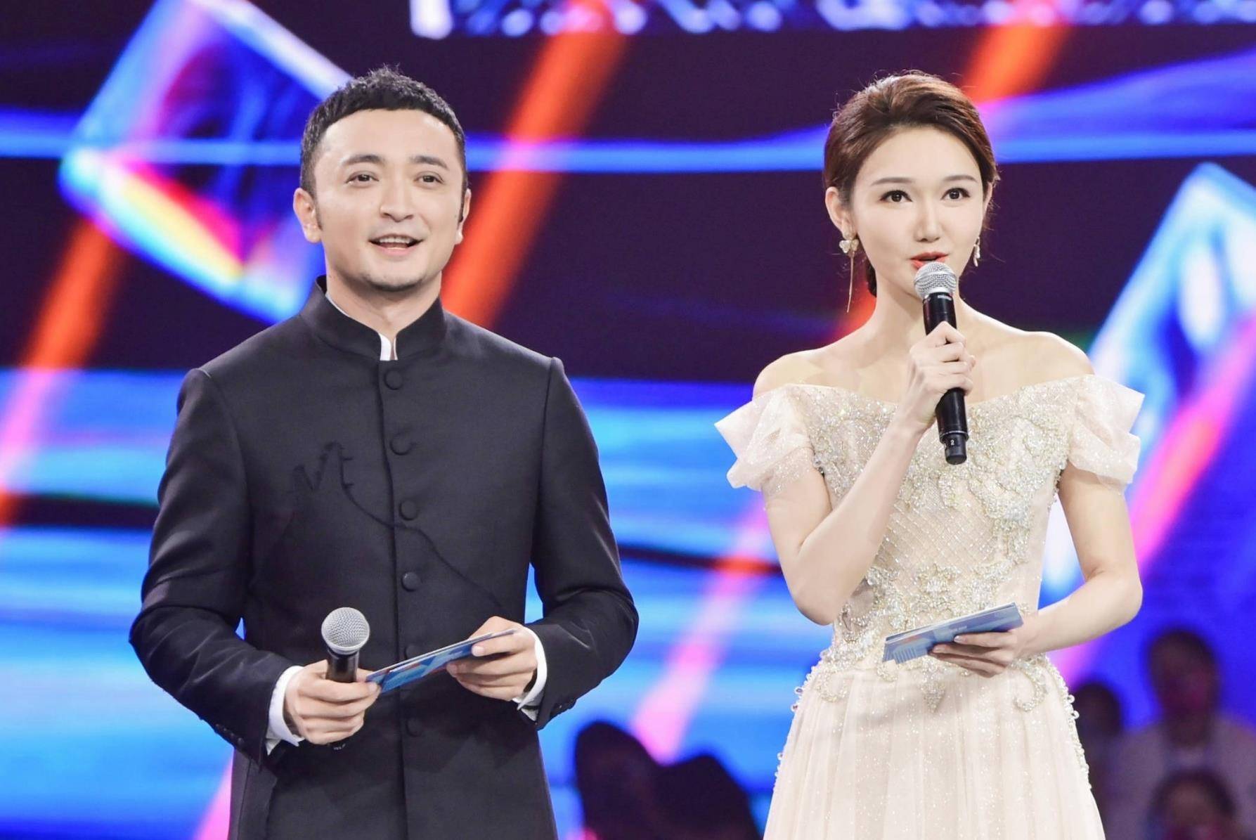 央视门面主持人龙洋正式入职综合频道,主持频道特别节目_工作_观众