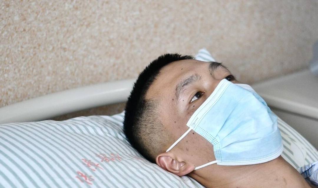 45岁鼻咽癌,放疗后皮肤溃烂,剧痛,他问医生:放疗完我能活吗_中药_治疗