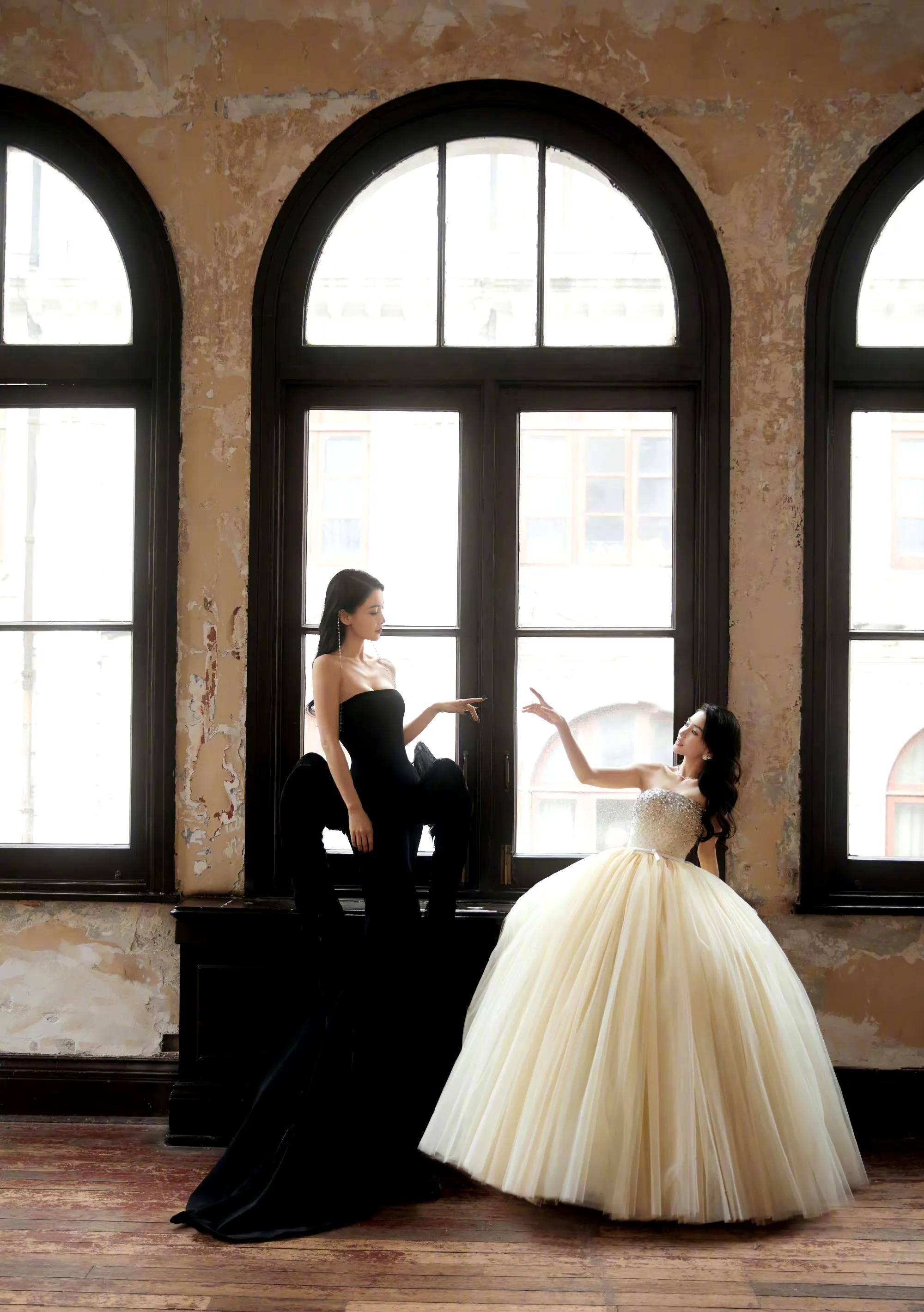 许凯晒腹肌 宋轶吃一口 金晨带饭 微博之夜趣事多_杨幂_晓彤_明星