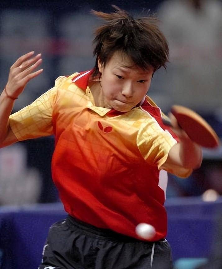 李楠:17岁成世界冠军,爱上队友被赶出国家队,转身嫁给自己教练_志豪