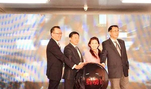 山东神秘女首富:20年豪赚500亿,掌控全球36%的市场,来历不简单_赵燕