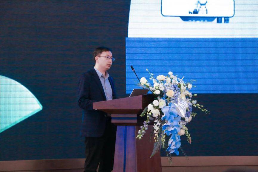 中蓝电子董事长王迪致辞高管致辞在下午的茶话会上,大家充分交流,讨论