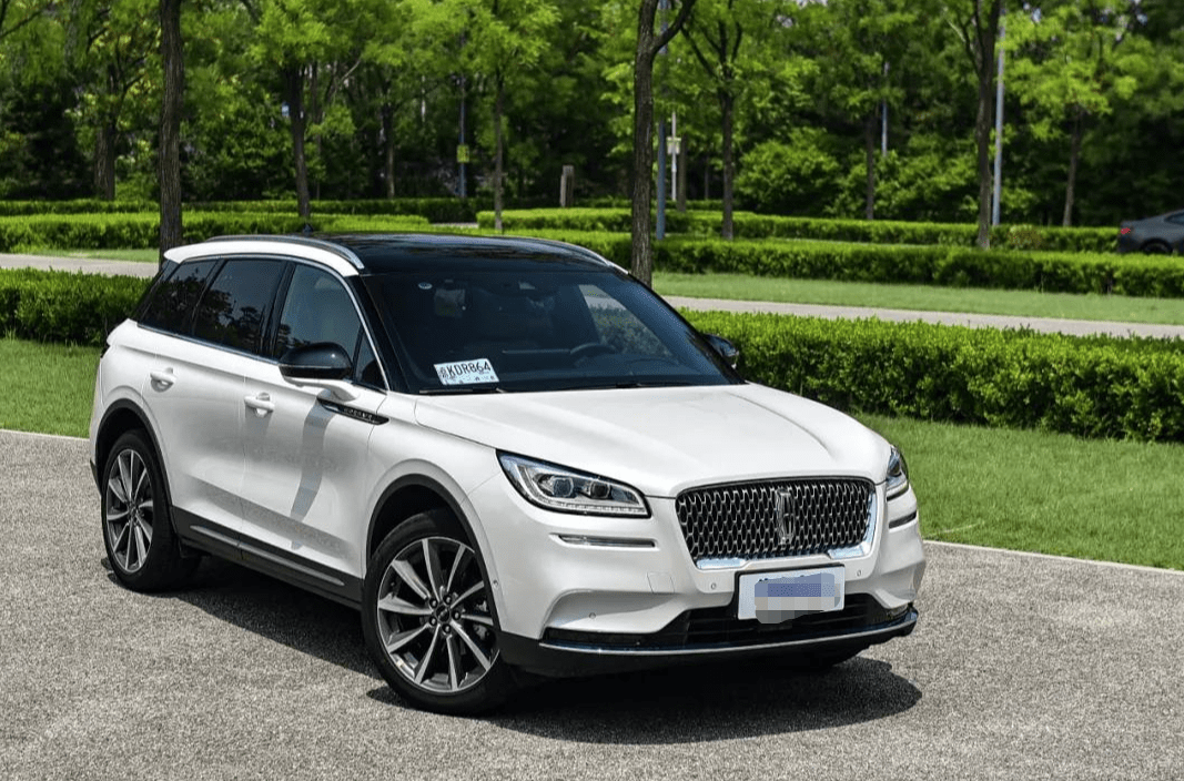 凯迪拉克XT4 VS 林肯冒险家:哪个才是明智之选?_搜狐汽车_搜狐网