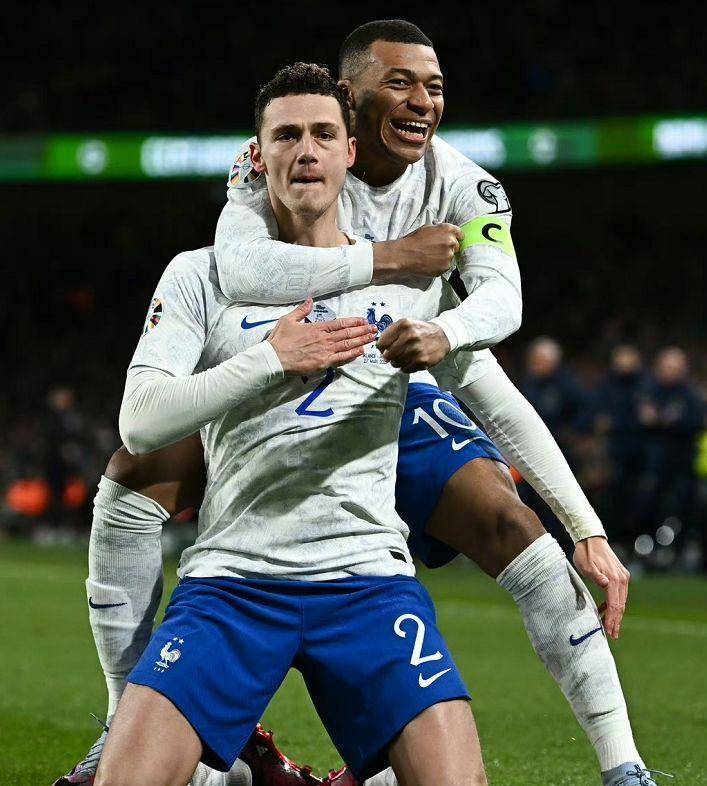 18年帕瓦尔这一脚身价飙升3000万,网友:花光了8年运气_世界杯_阿根廷