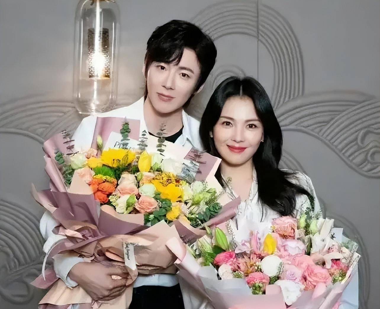 自曝已婚离异,这位小鲜肉是个真男人的居家娱乐_刘宇宁_前妻_直播间
