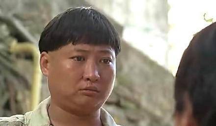 68岁洪金宝瘦到脱相,昔日荧幕英雄如今让人唏嘘心疼_电影_动作_金像奖