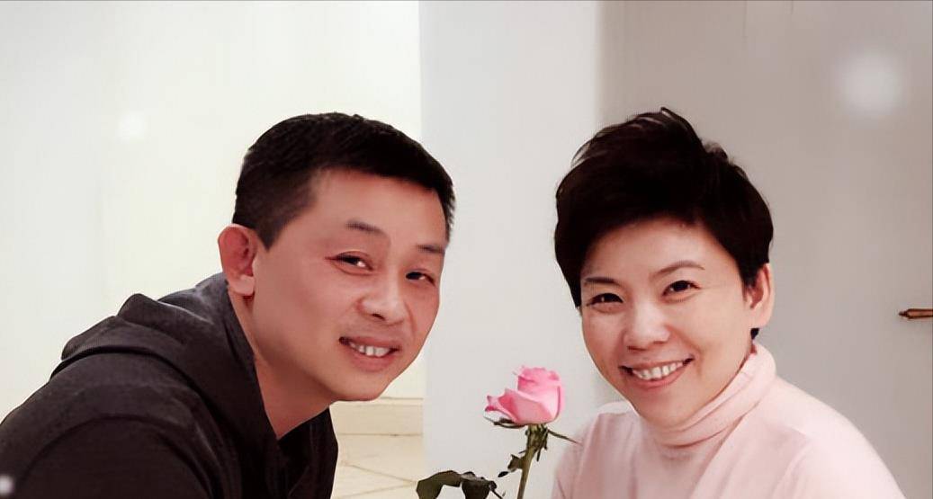"乒坛大魔王"邓亚萍,男子身居高位,儿子成绩让她意外_邓父_乒乓球