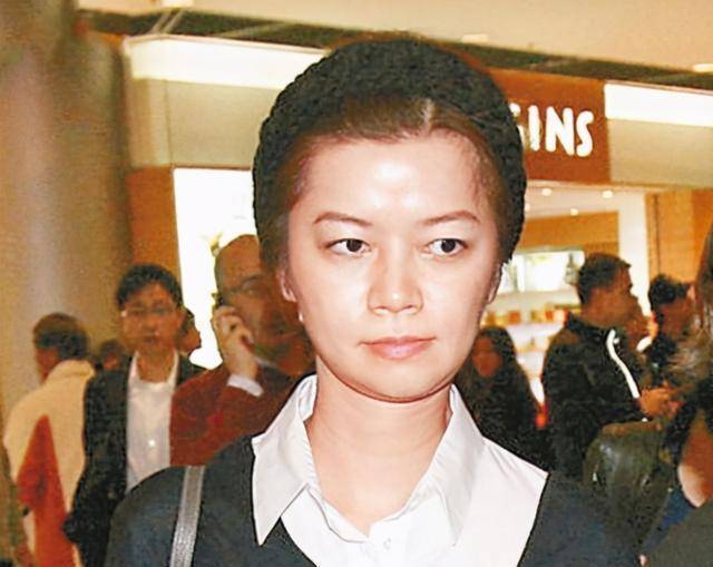 姑娘付出13年青春,周星驰却如此相待_于文凤_时候_经济