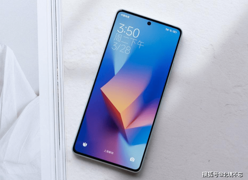 原创
            百万跑分仅1999元起，256GB+5000mAh+OIS防抖，最高可选1TB存储1