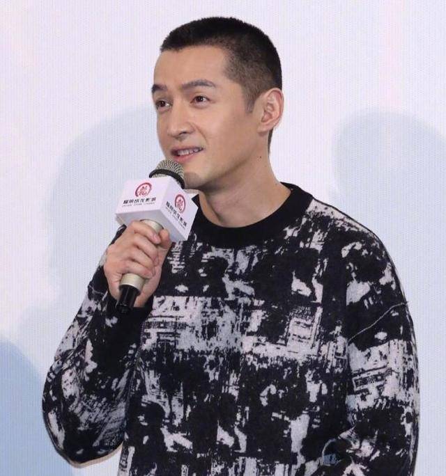 胡歌寸头造型帅出新高度,兑现了当初的承诺,真是说到做到啊!