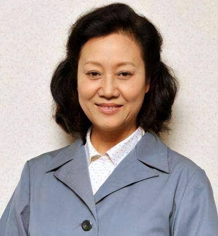 歌唱家程志离世:和"前任"殷秀梅,"现任"王秀芬的谜该解开了_总政歌舞