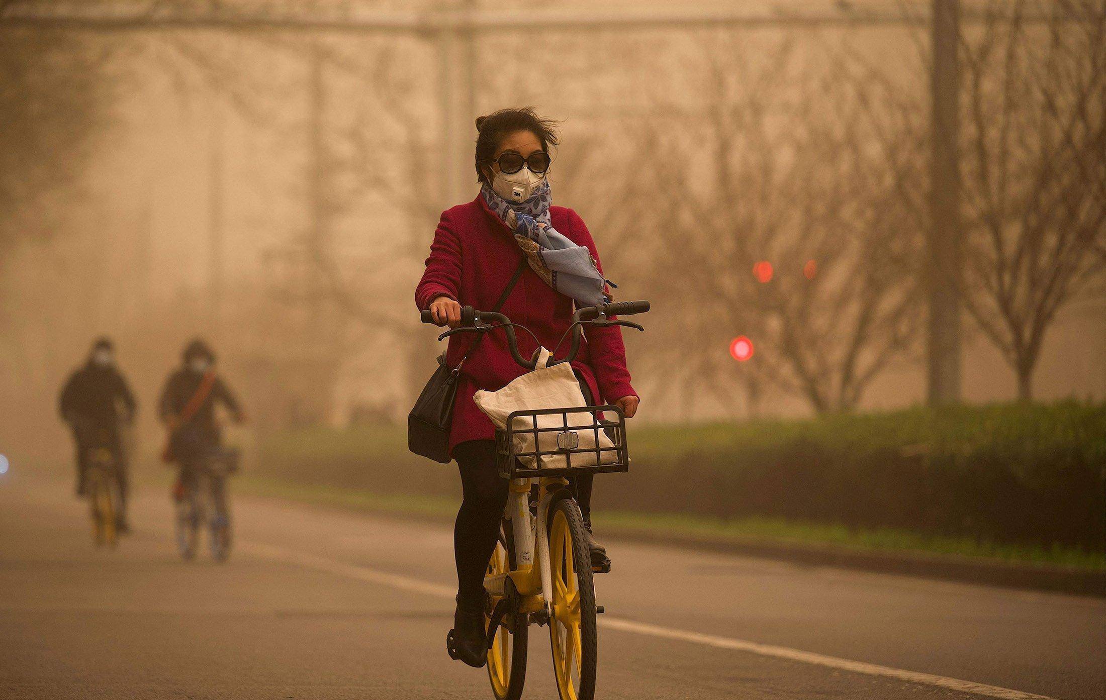 春季必备:扬沙天气下做运动应注意什么?