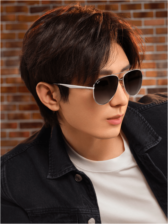 ray-ban雷朋发布全新品牌活动 中国品牌代言人成毅#本色出圈#释义春夏