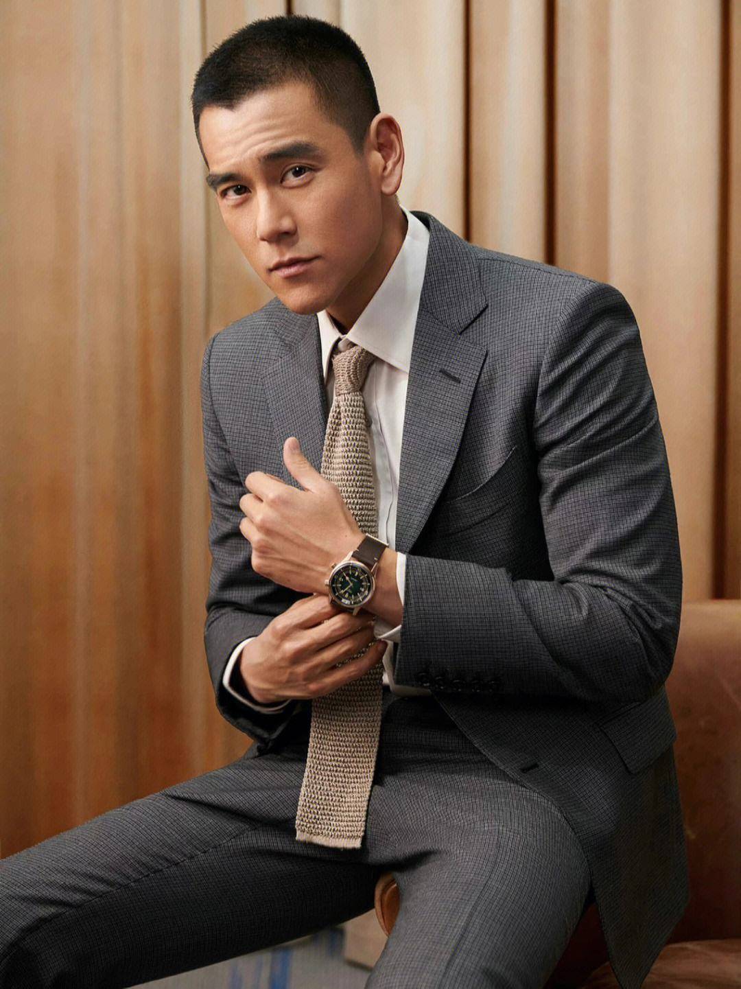 41岁彭于晏颜值下跌,形象邋遢皮肤黑_刘嘉玲_日本_照片