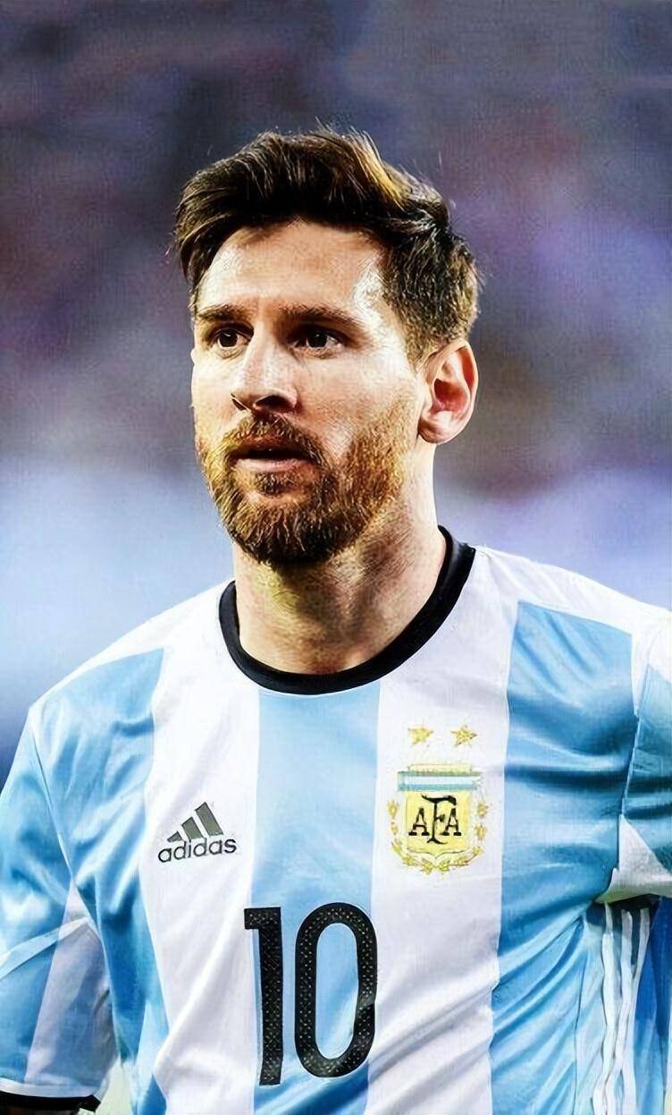 梅西继续留在大巴黎是浪费时间 踢不好还被球迷跟媒体骂_沙特_地方_赛