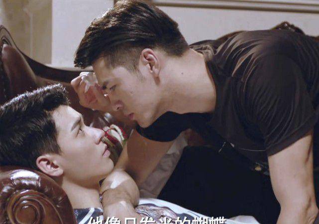 2016年,因为《上瘾》的大火,作者柴鸡蛋开始筹备自己的另一部小说《势