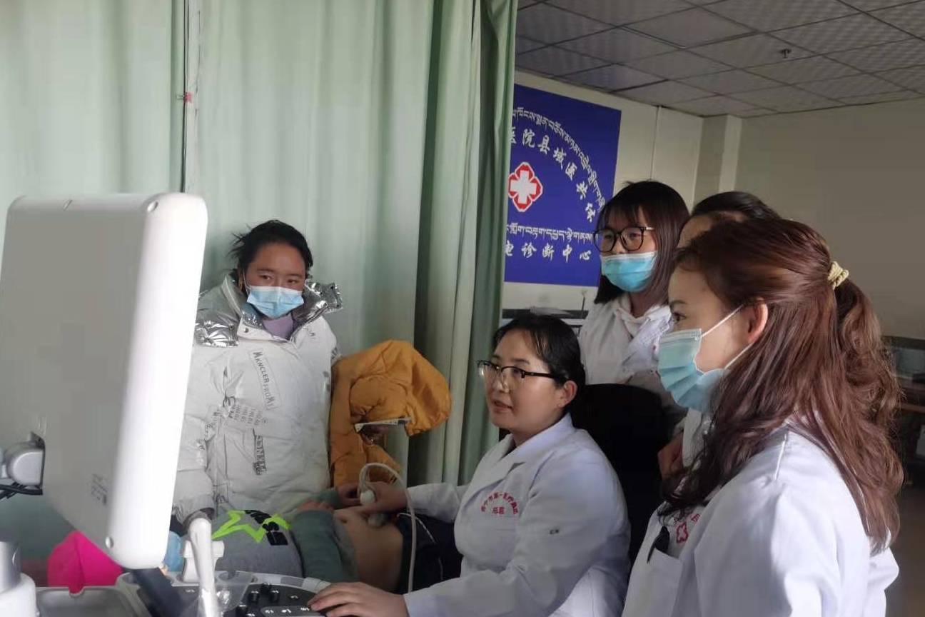 医疗帮扶暖人心_患者_兴海县_进行了