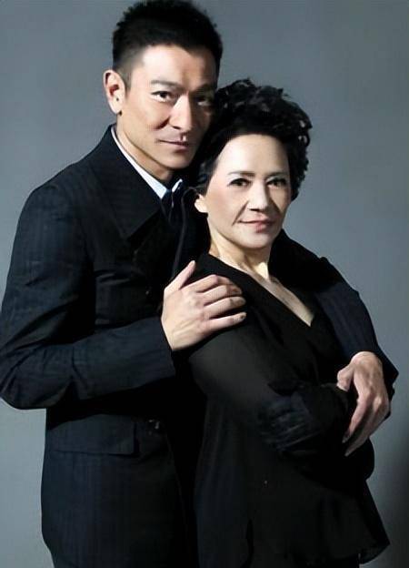 30年前她拉了一把刘德华,如今她落魄,刘德华给她养老_胡慧中_叶德娴