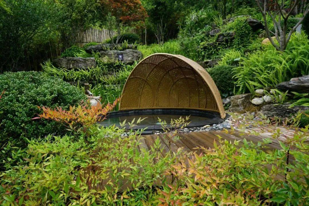 山谷澡堂汇,温泉泼水节_悦椿_小镇_腾冲