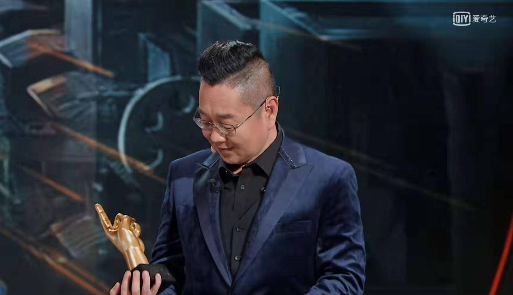 "电视名嘴"张绍刚,经历黑暗的5年风波后,终于学会了人情世故_郝杰