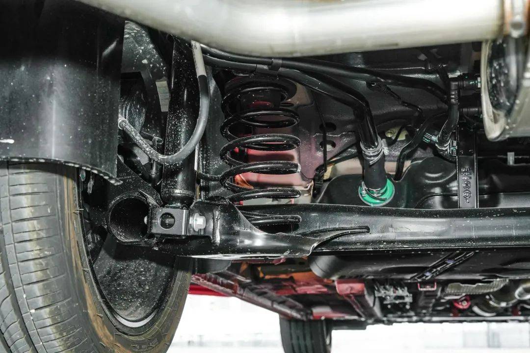 第4代帝豪价格亲民,油耗低,适合年轻用户首次购车_搜狐汽车_搜狐网