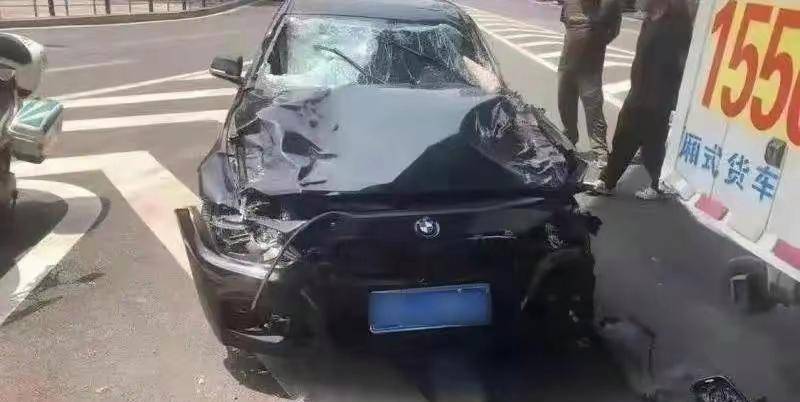 开宝马撞死5人男子被执行死刑，咋隔了两年这么长时间？（宝马车撞死五个人视频播放）