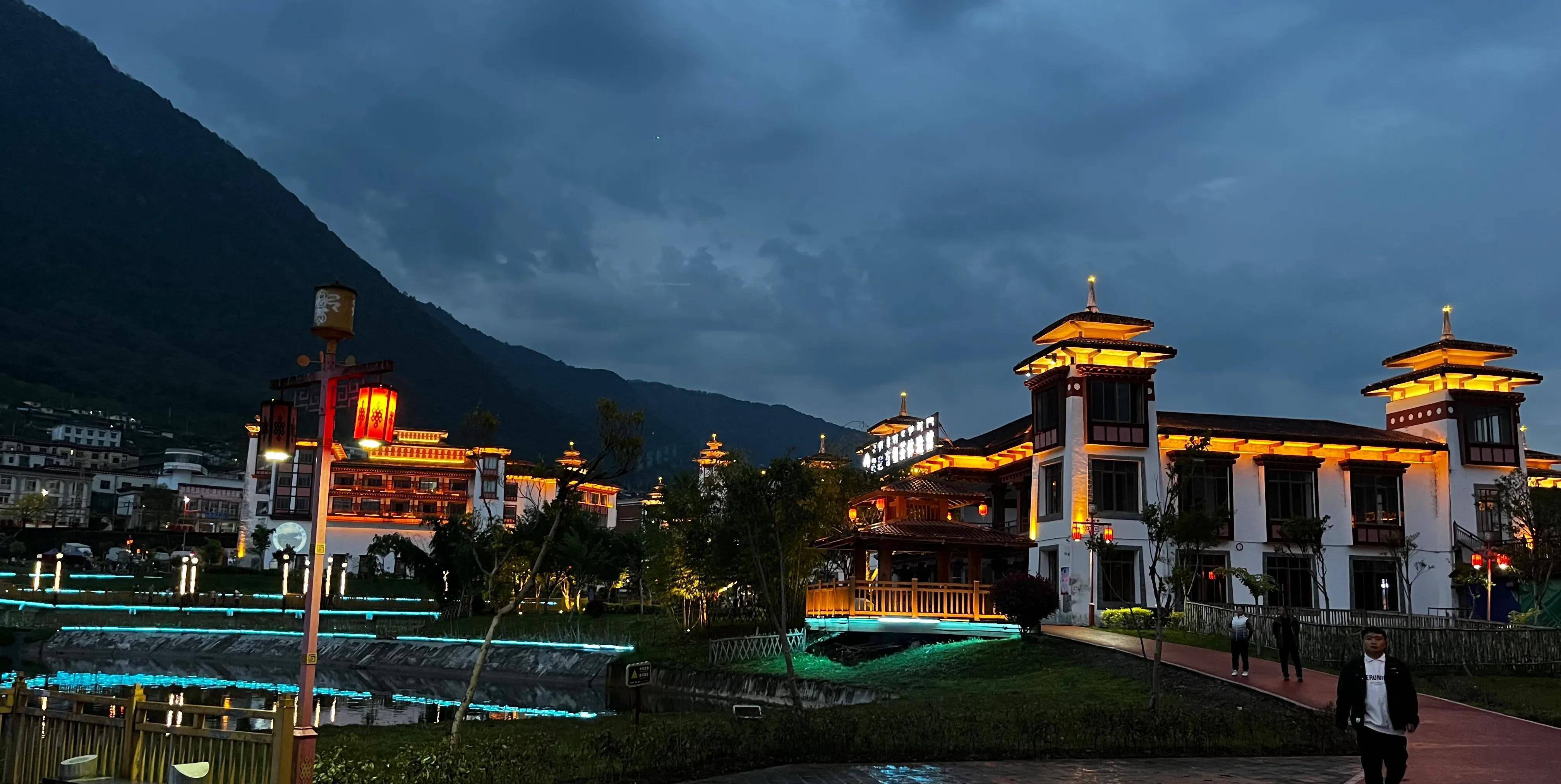 自驾游西藏第13天 抵达边境县城 莲花圣地 秘境墨脱!_地方_时候_雪山