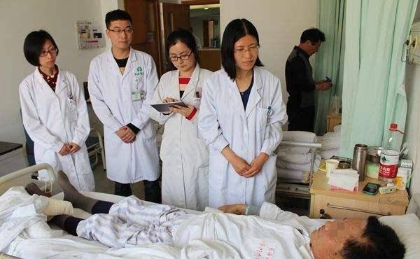 因此研究生毕业即可完成四证合一,毕业证,学位证,规培证,执医证,可