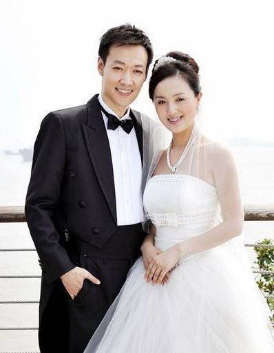 他们是明星夫妻,相守一起近30年,戏里从不与别人演夫妻_辛柏青_朱媛媛