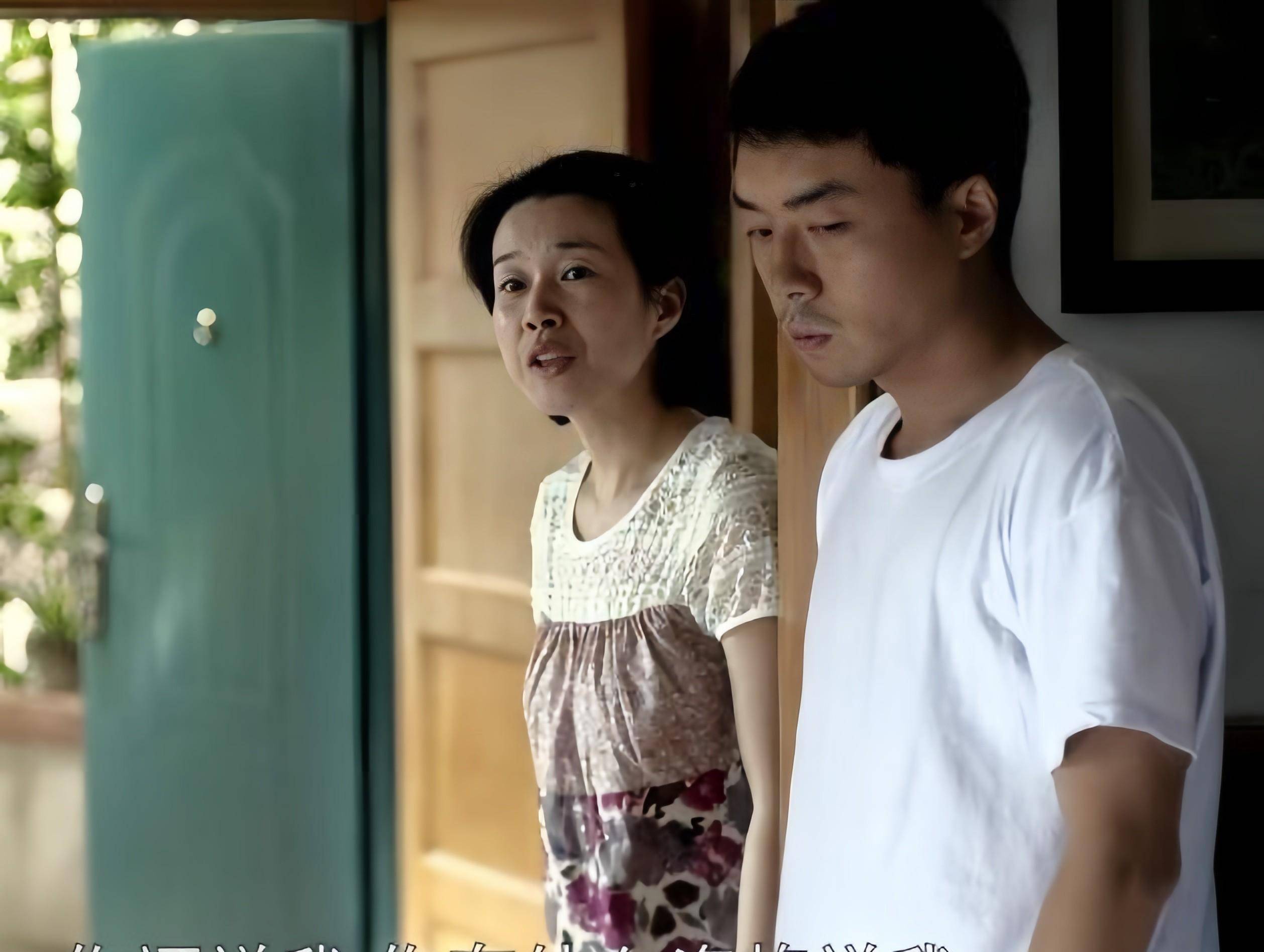 《父母爱情》江家三子戏外:卫国模特出道已成名,小卫民长大变帅_卫东