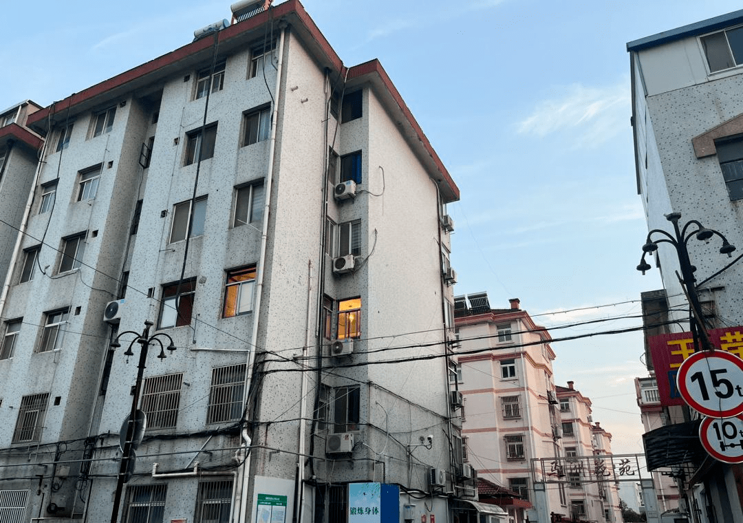 华侨新村_房价_孩子