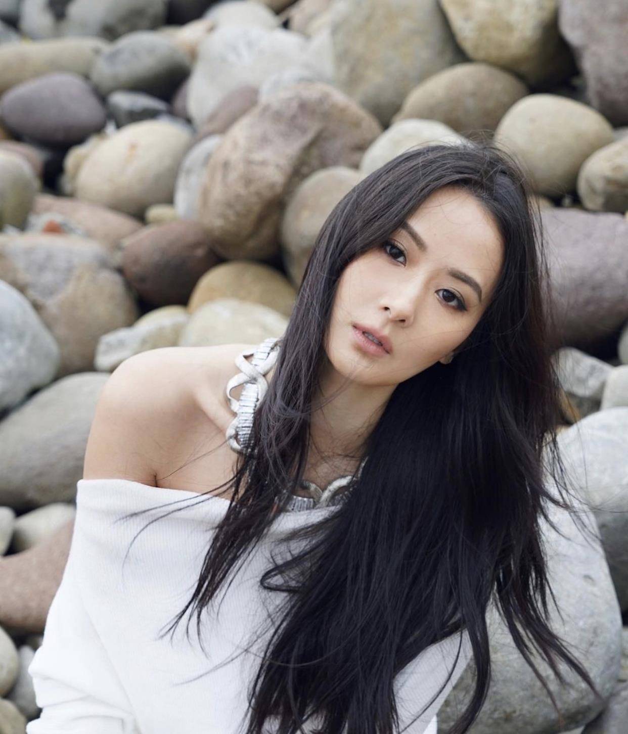 有人喜欢说——"年龄是女人的秘密",但显然这句话放在孙芸芸身上是不