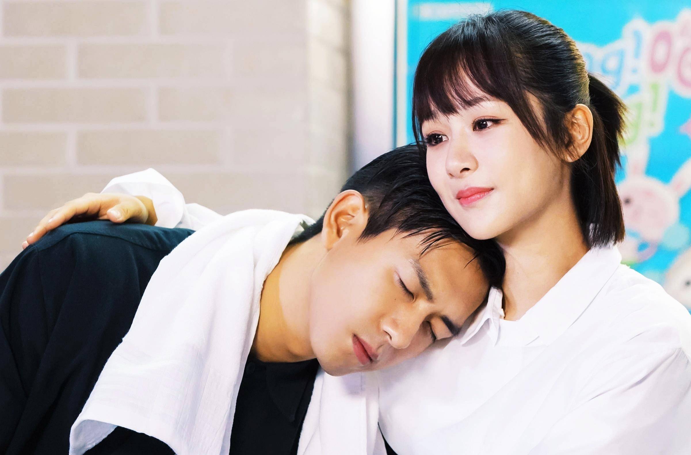 杨紫为李现庆生,祝福方式引发回忆杀_亲爱的_佟年_韩商言