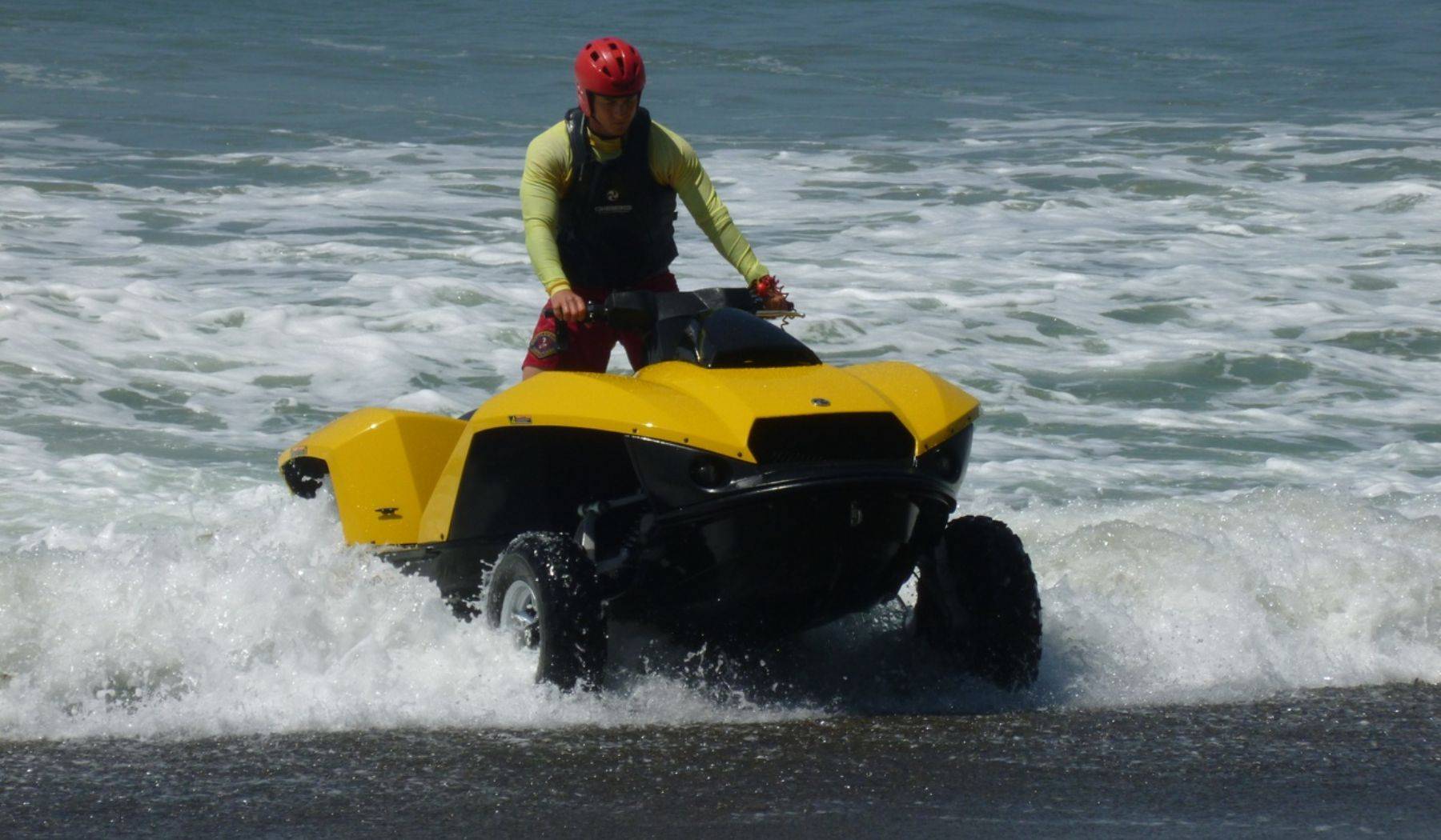 小众,但这款水陆两栖车的革命者值得被记住_gibbs_quadski_aquada
