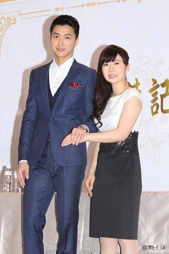 福原爱和男友从3亿豪宅搬出,腹部隆起出租还贷_江宏杰_婚姻_对方