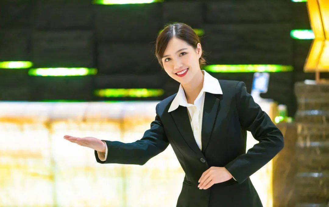 备战五一假期,酒店服务礼仪培训必读_顾客_行李_主动