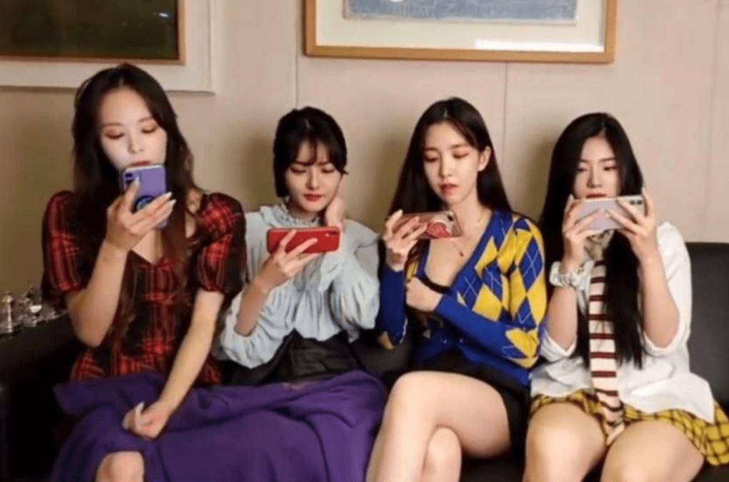 超短裙,露大腿,不穿安全裤,为了热度不择手段_jennie_内裤_网友