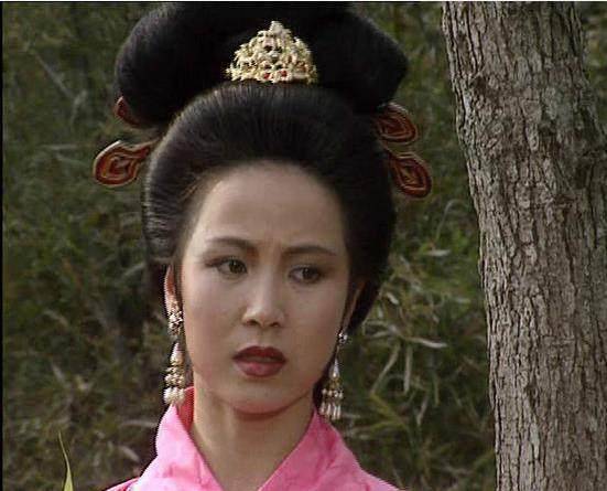 “刘备”刘备为何非要娶刘璋的寡妇嫂嫂？还立其为皇后！原因让人大跌眼镜！